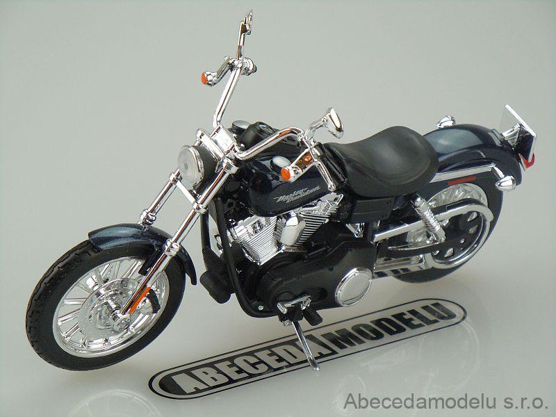 Harley-Davidson 2006 FXDBI Dyna Street Bob