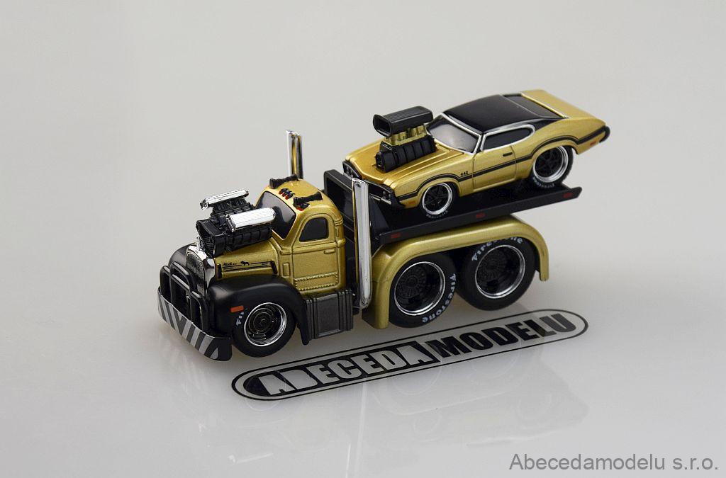 Mack B-61 Flatbed 1953/Oldsmobile 442 1970