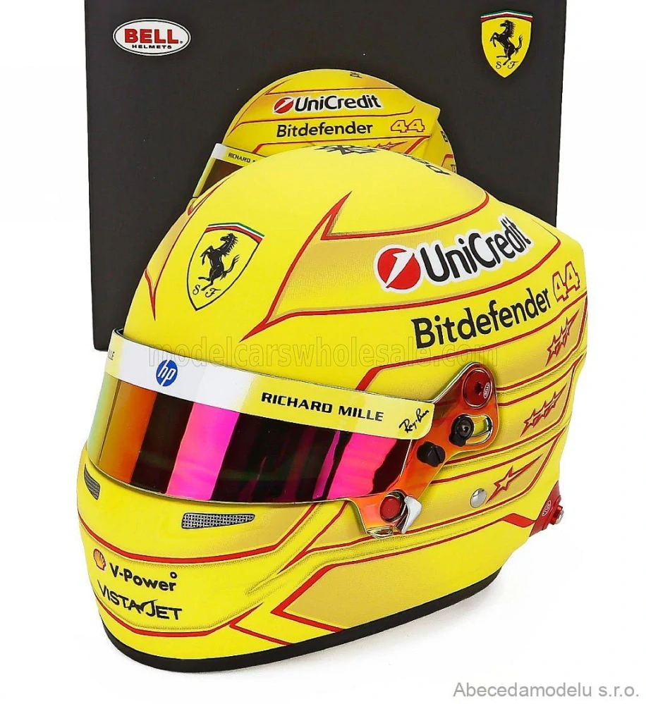 Model přilby 1/2 F1 Lewis Hamilton 2026
