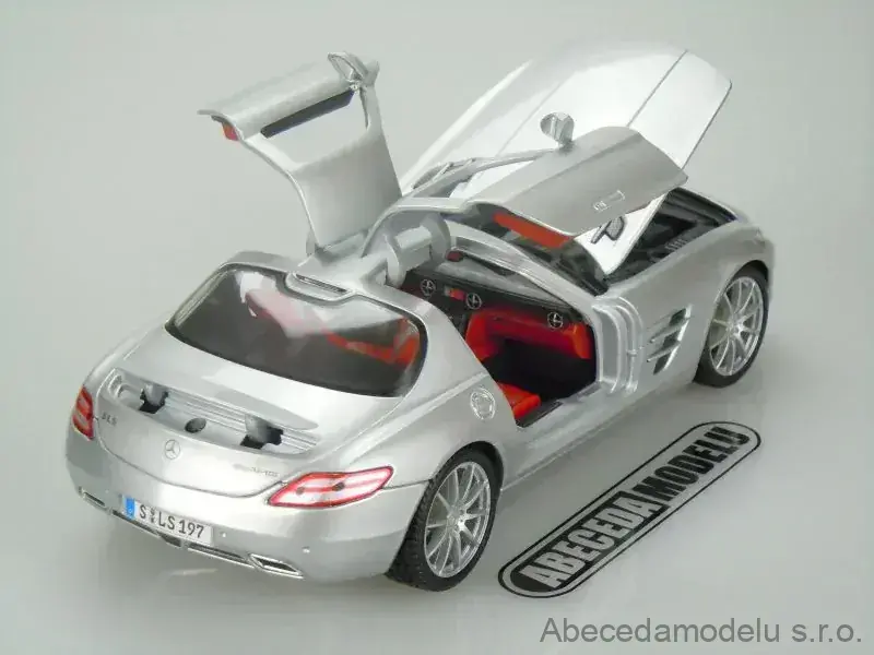 Mercedes Benz SLS AMG
