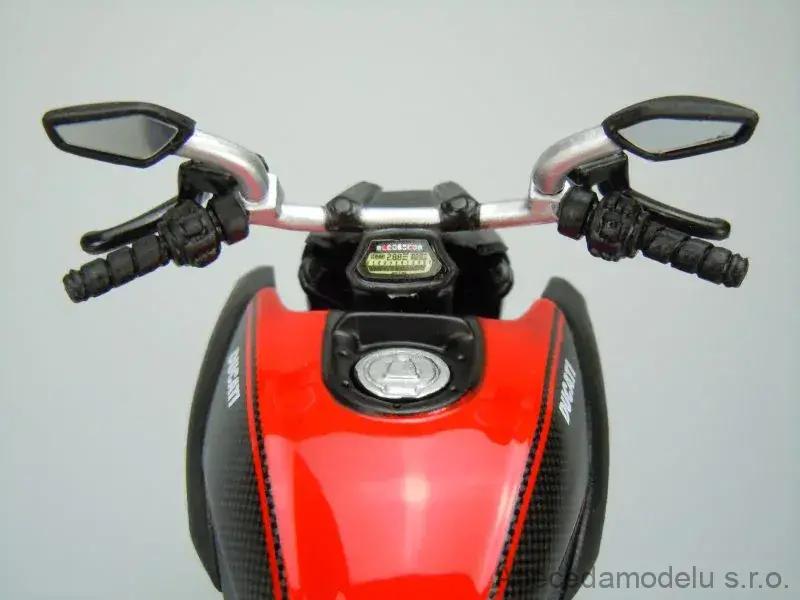 Ducati Diavel Carbon 2011