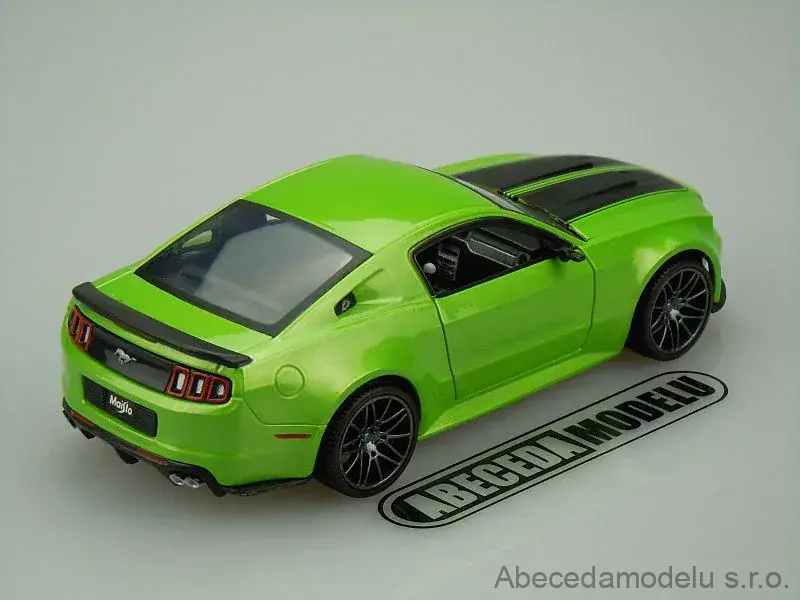 Ford Mustang Street Racer 2014