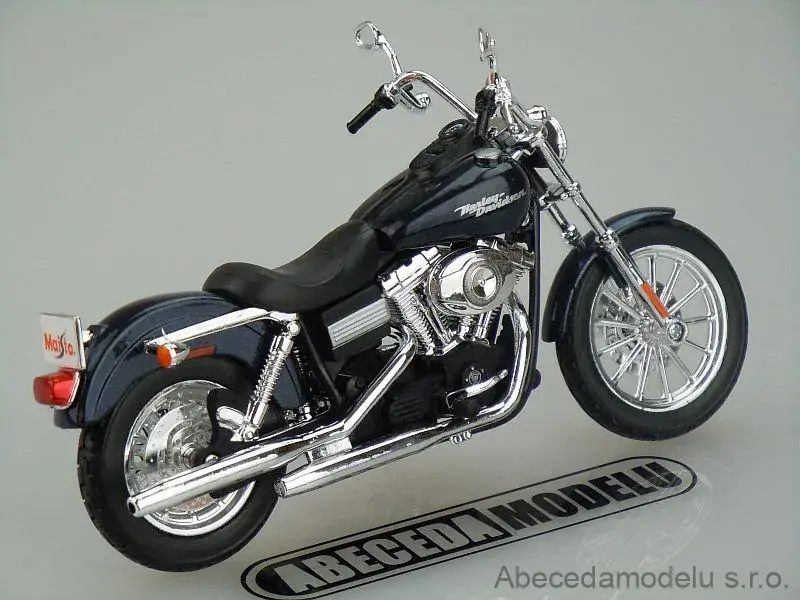 Harley-Davidson 2006 FXDBI Dyna Street Bob