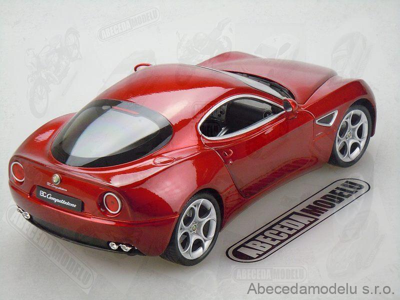 1/18 Alfa Romeo 8C 2300 Monza Rouge 1931 Burago Cod : 3014