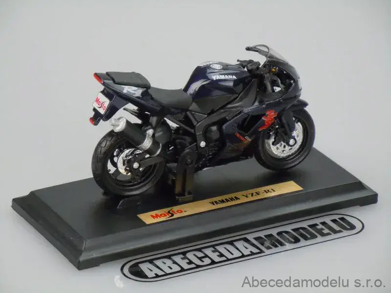 Yamaha YZF R1