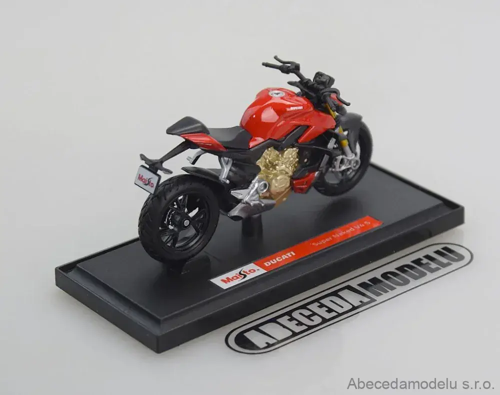 Ducati Super Naked V4S 2020