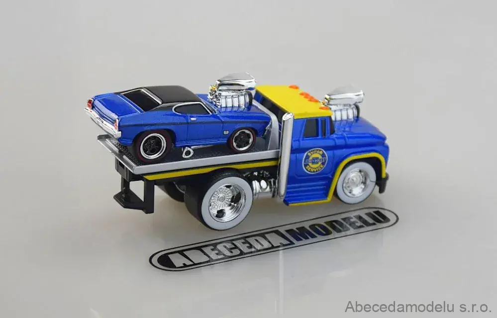 Chevrolet C60 Flatbed 1966/Chevrolet Chevelle SS 396 1969