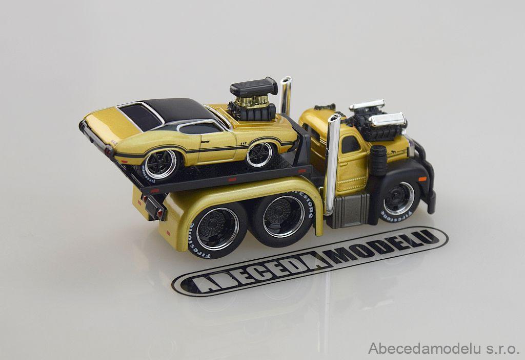 Mack B-61 Flatbed 1953/Oldsmobile 442 1970