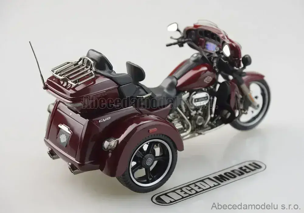 Harley-Davidson 2021 CVO Tri Glide