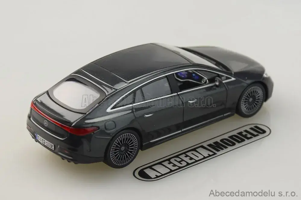Mercedes Benz EQS by Mercedes-EQ 2022