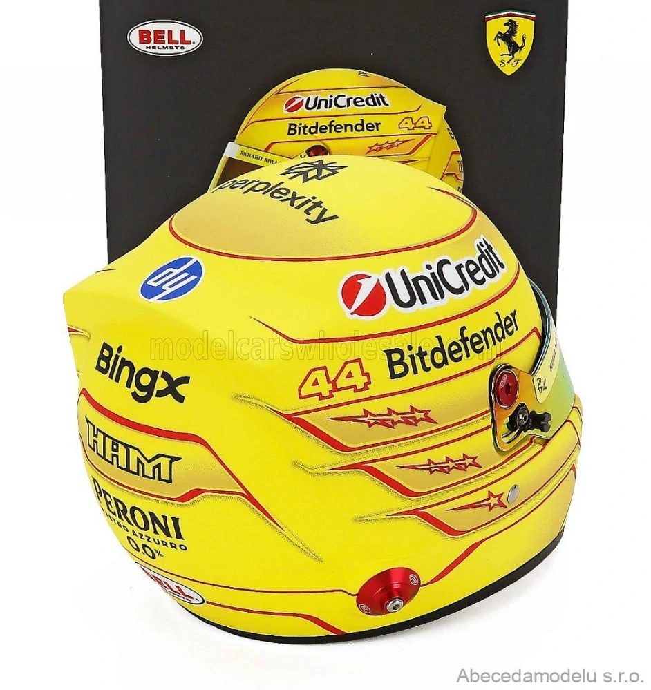 Model přilby 1/2 F1 Lewis Hamilton 2026