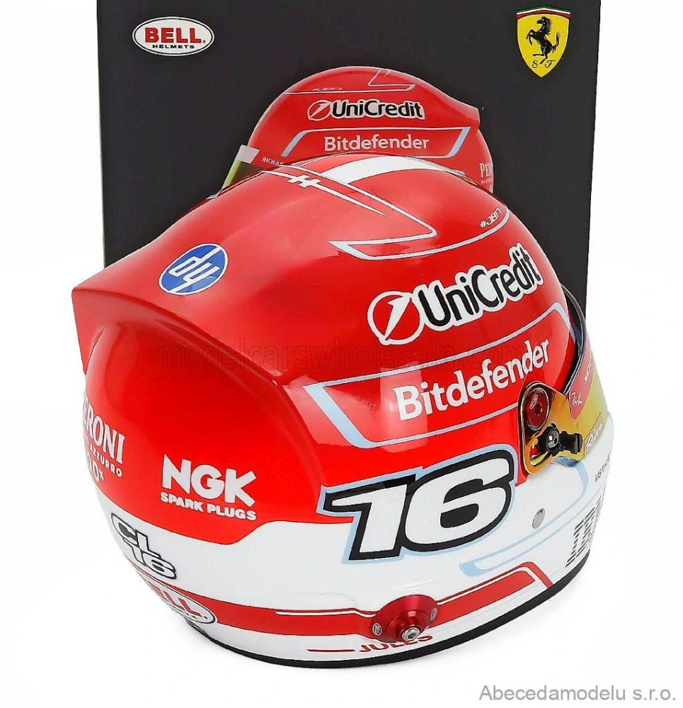 Model přilby 1/2 F1 Charles Leclerc 2026