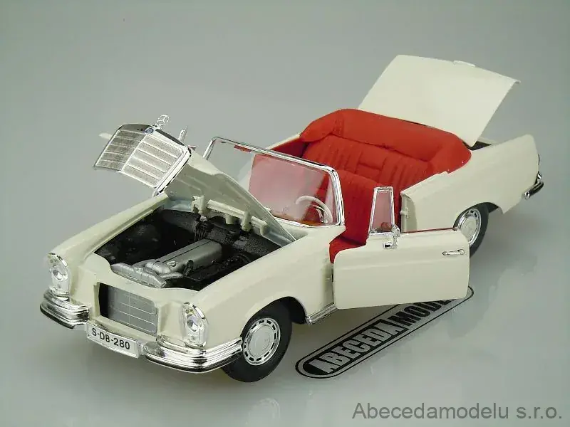 1/18 MERCEDES-BENZ 280 SE Rouge Bordeaux 1966 Maisto EUR 29,95