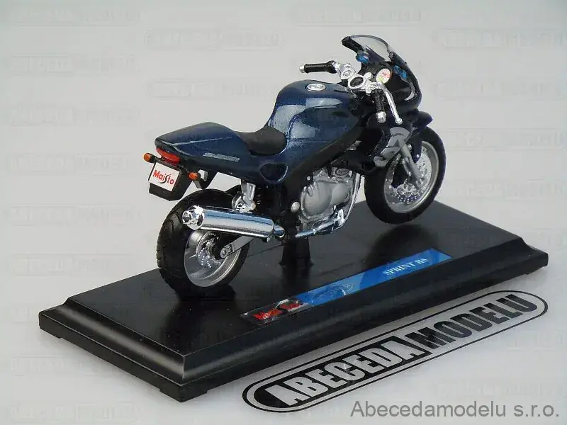 Triumph Sprint RS