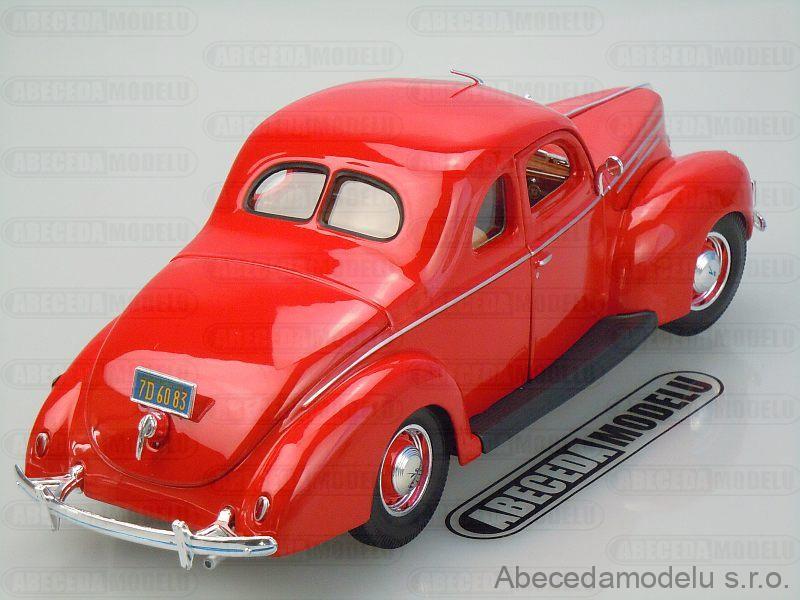 Ford Deluxe 1939 Coupe