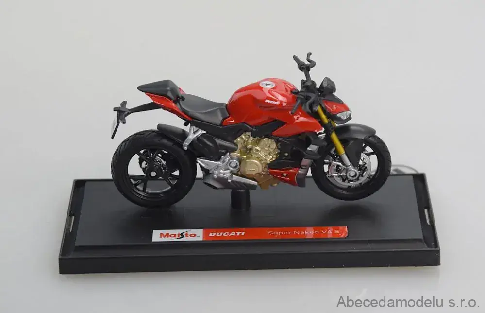 Ducati Super Naked V4S 2020
