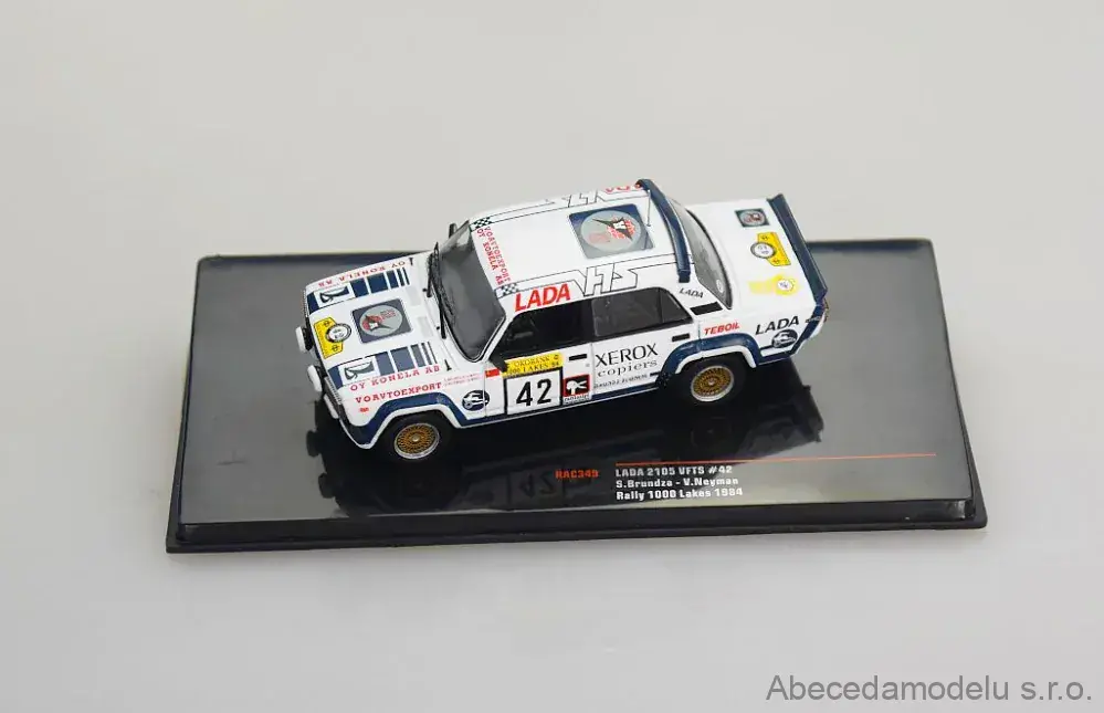 Lada 2105 VFTS #42 S.Brundza-V.Neyman 1000 Lakes Rally 1984