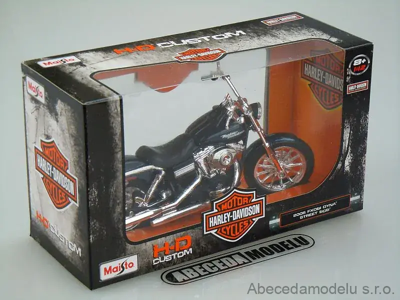 Harley-Davidson 2006 FXDBI Dyna Street Bob