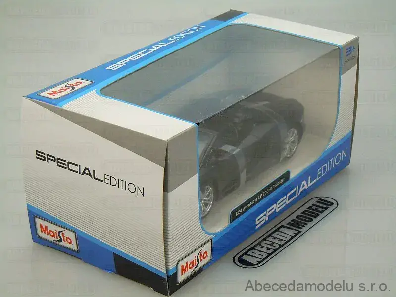 Lamborghini Aventador LP700-4 Roadster