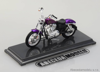 Harley-Davidson 2013 XL 1200V Seventy-Two