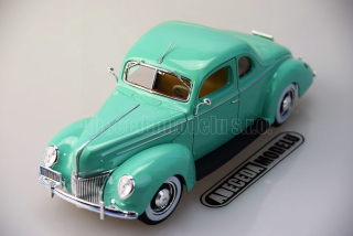 Ford Deluxe 1939 Coupe