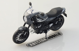 Kawasaki Z900RS Cafe 2017